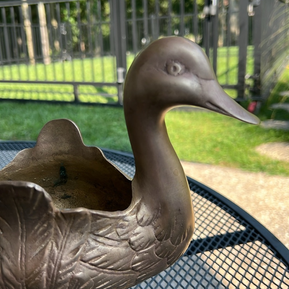 MID-CENTURY BRASS DOUBLE SIDED SWAN CANDY DISH-VINTAGE - Picture 2 of 15